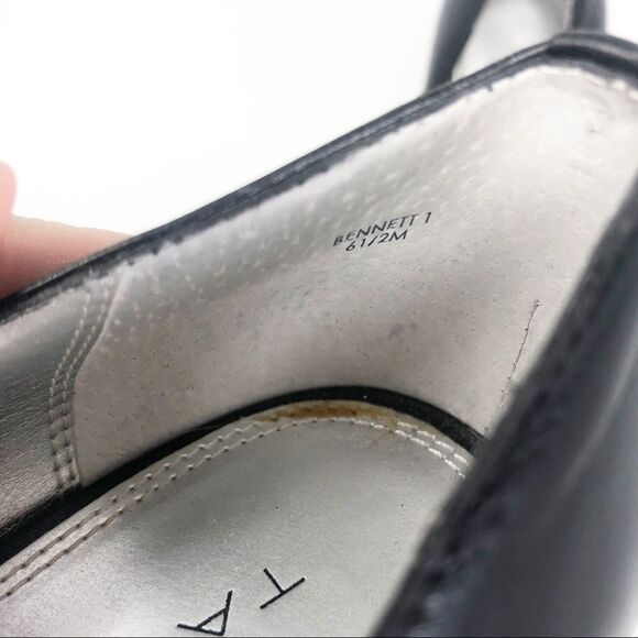 TAHARI | Black Open Toe Heels w/ Chain Accent 6.5 - Picture 7 of 8